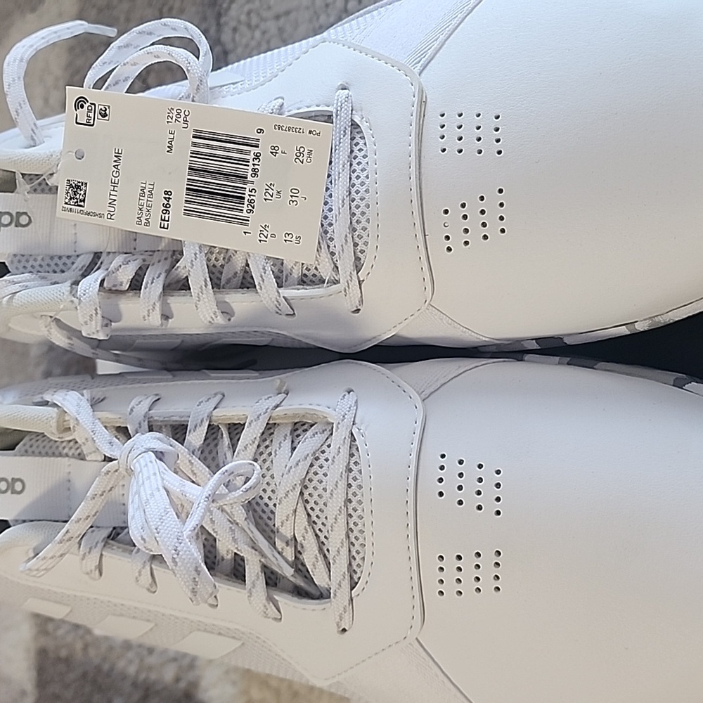 Adidas RunTheGame basketball shoes in"White/Grey Mens Size 13 - Picture 6 of 9